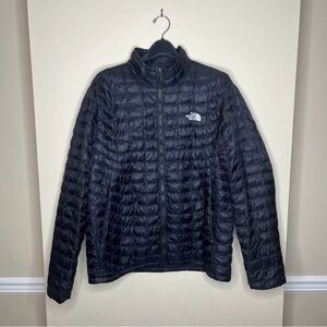 The North Face Men's Quilted Black Puffer Jacket